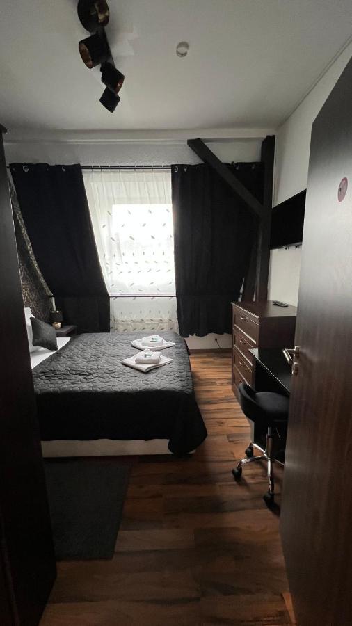 Pension Chevermeto Хемниц Экстерьер фото